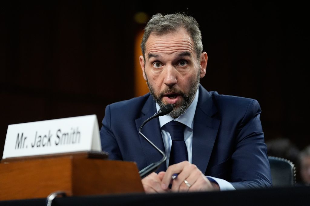 Smith collected journalists’ private messages for Arctic Frost