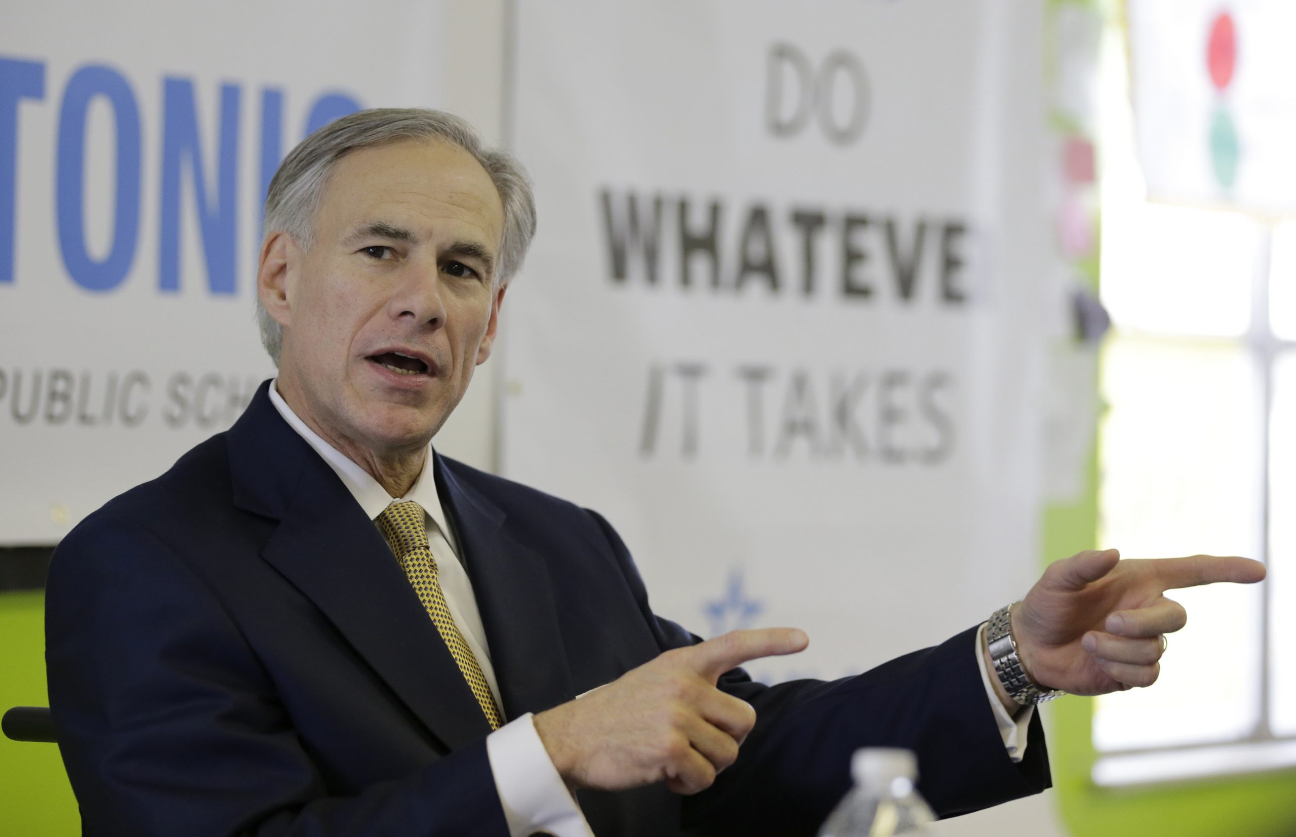 Texas to crowdfund border wall, Abbott says