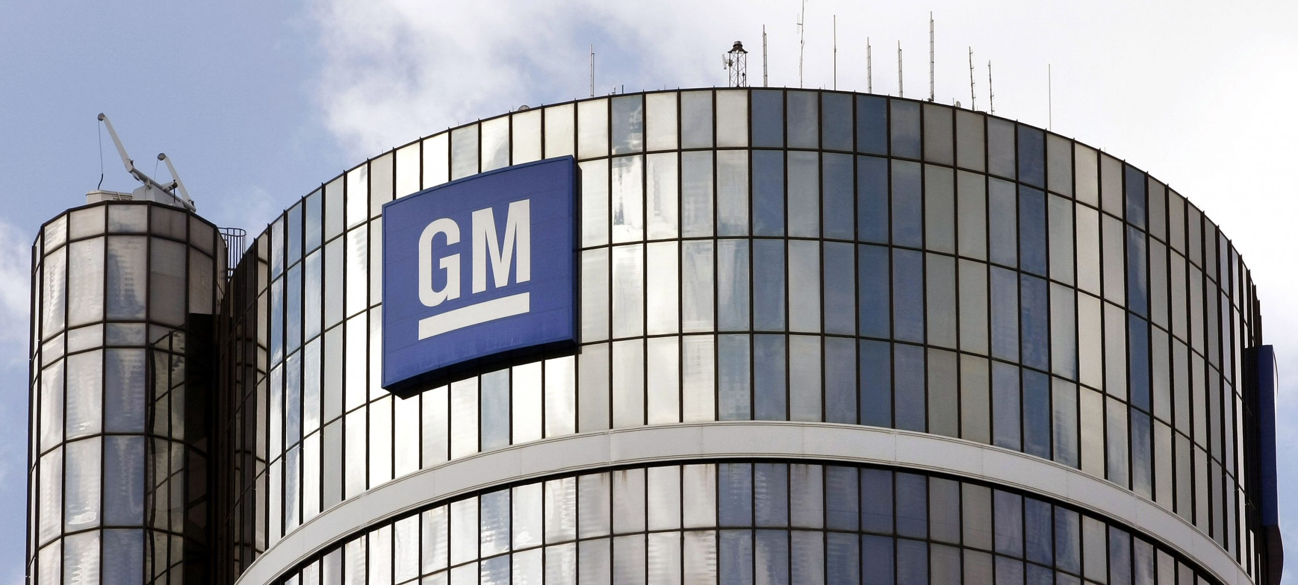 Treasury approved millions in raises to GM executives as taxpayers lost billions