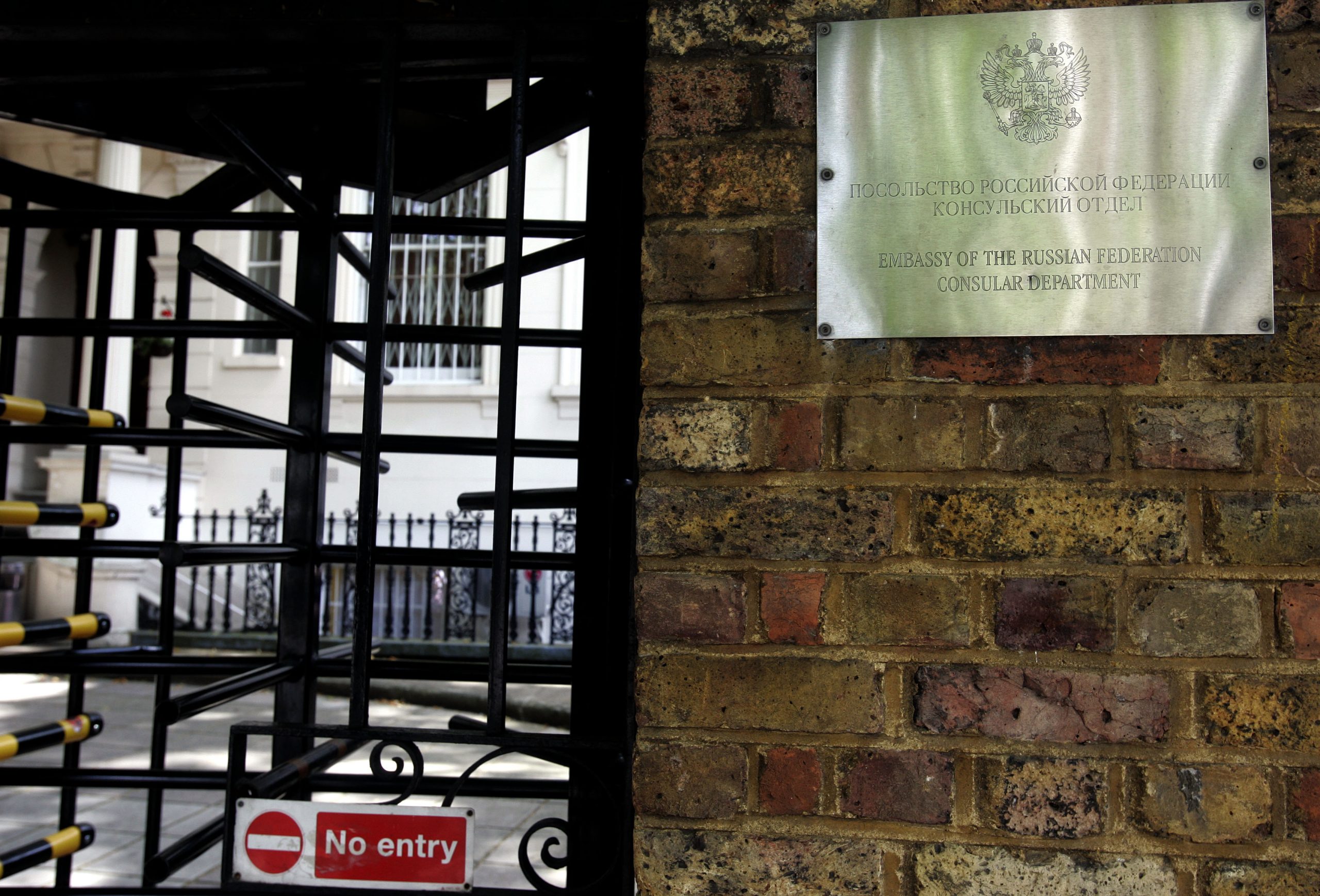 Russian embassy mocks Obama after sanctions announced