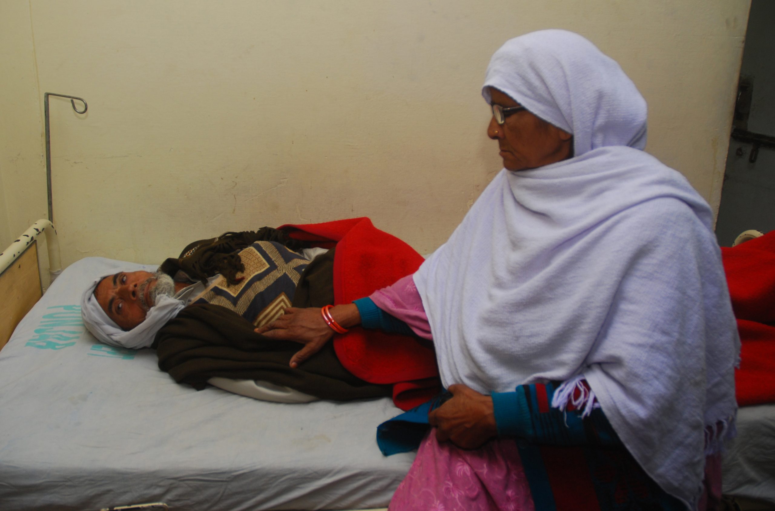 Cough syrup suspected in 33 deaths in Pakistan