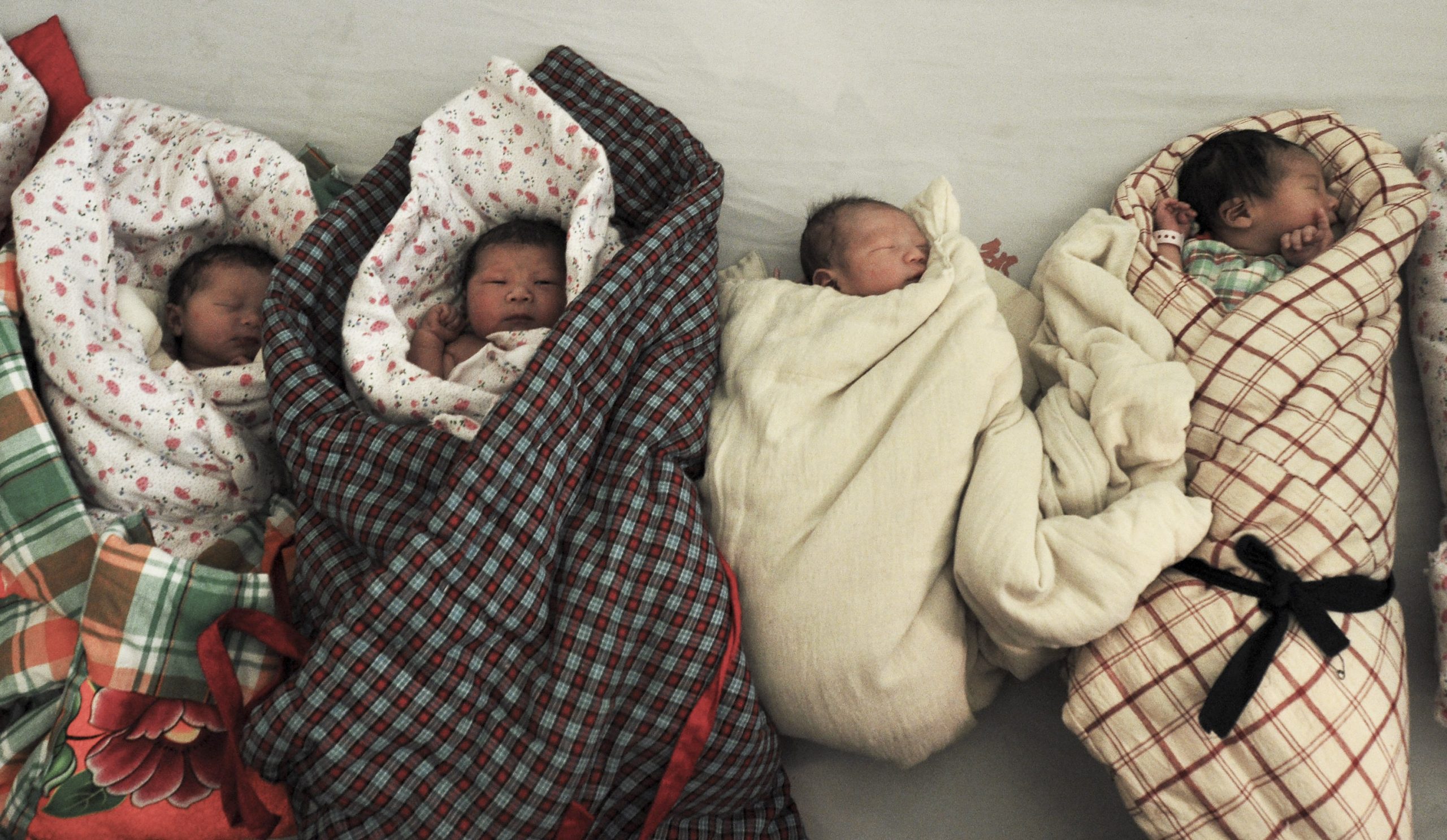3 Chinese officials suspended over forced abortion