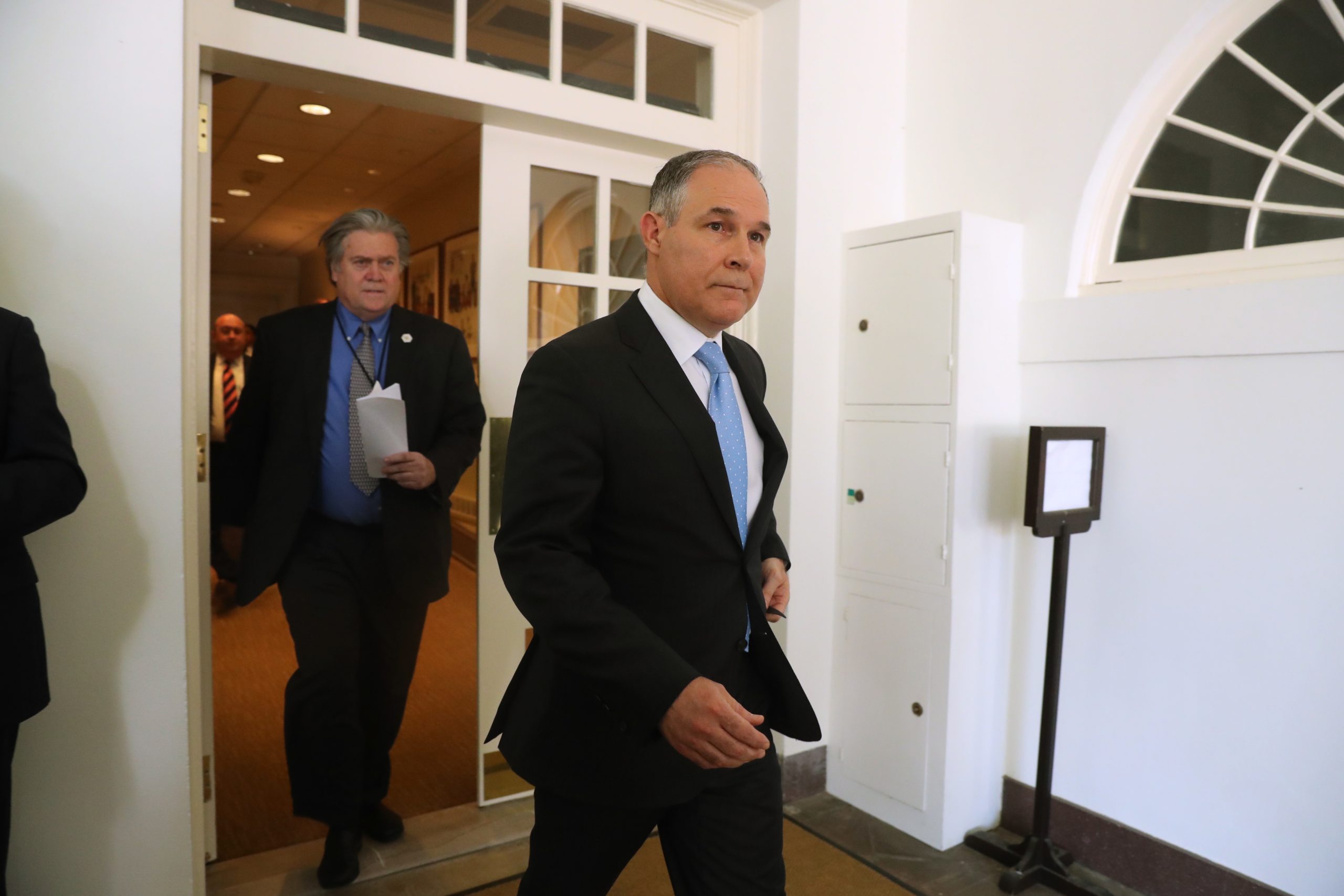 Report details great lengths EPA goes to shield Scott Pruitt
