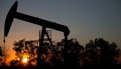 Feds forced to raise oil price forecast amid Venezuela sanctions