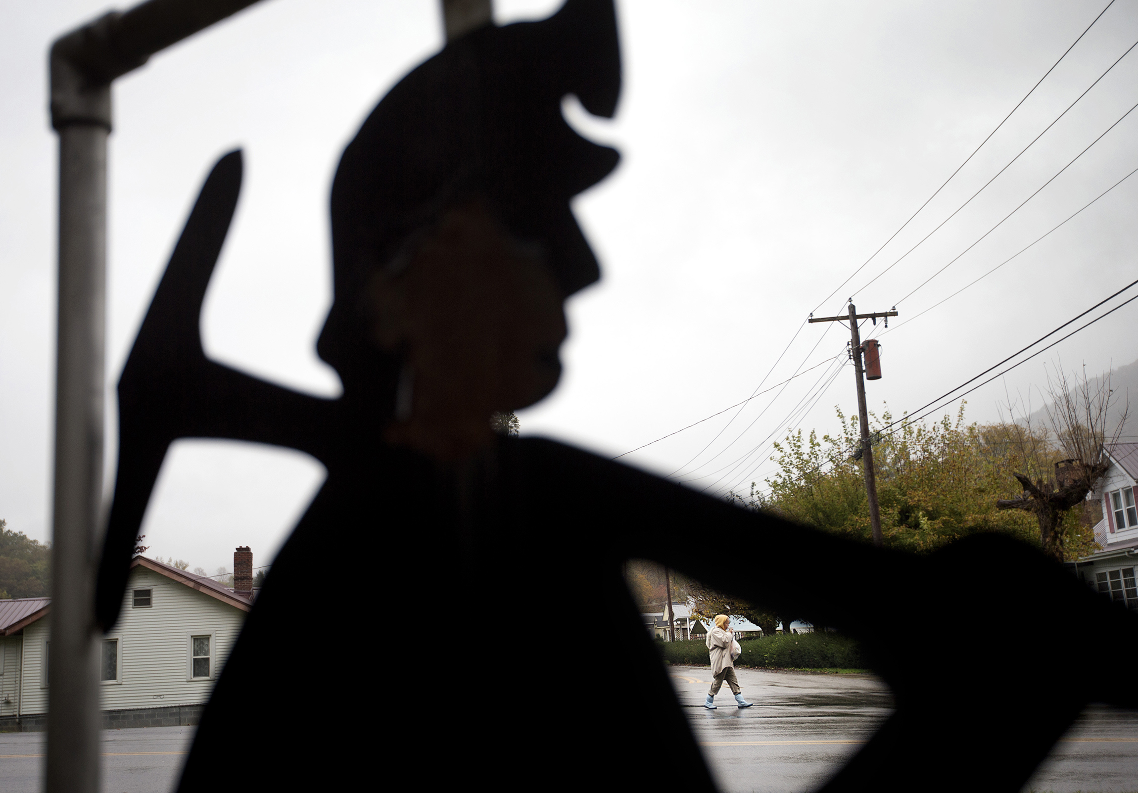 Green group braves coal country to pitch carbon tax