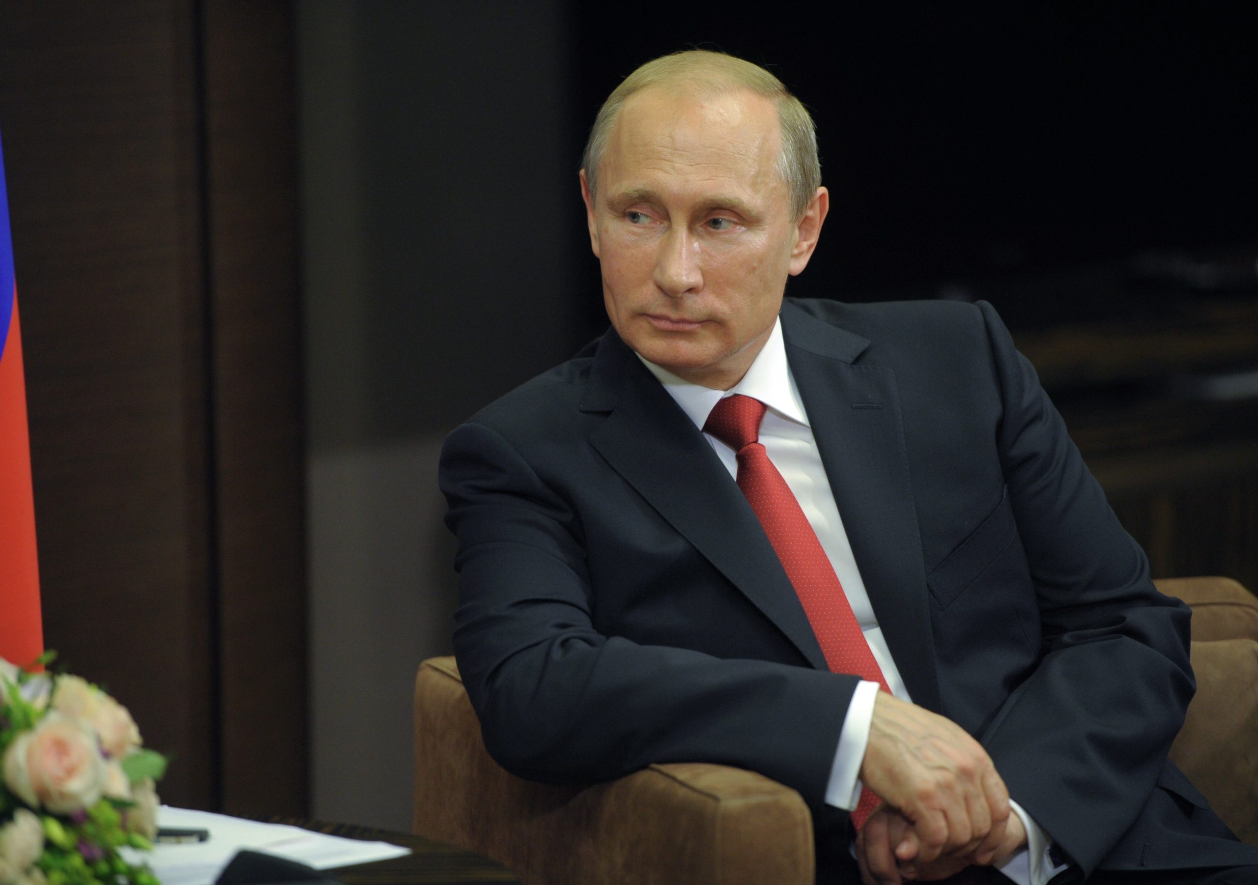 Putin urges military pause after capturing Lysychansk