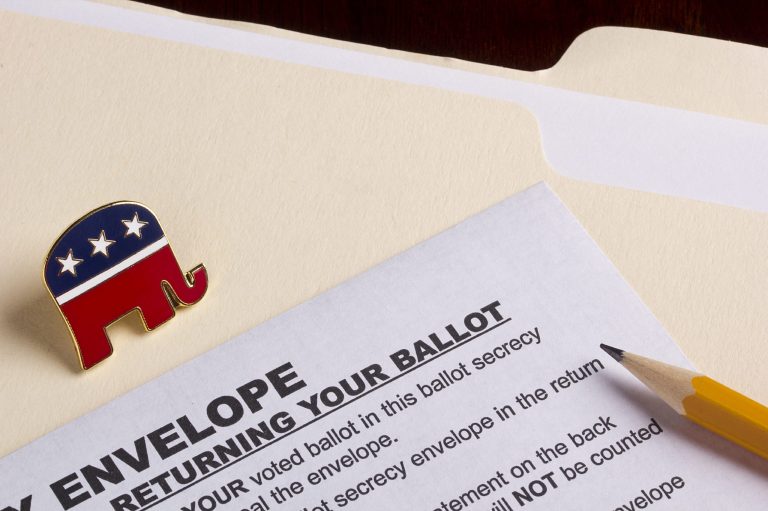 Republicans have a two point advantage over Democrats ahead of the critical midterm election just weeks away. (iStock Photo)