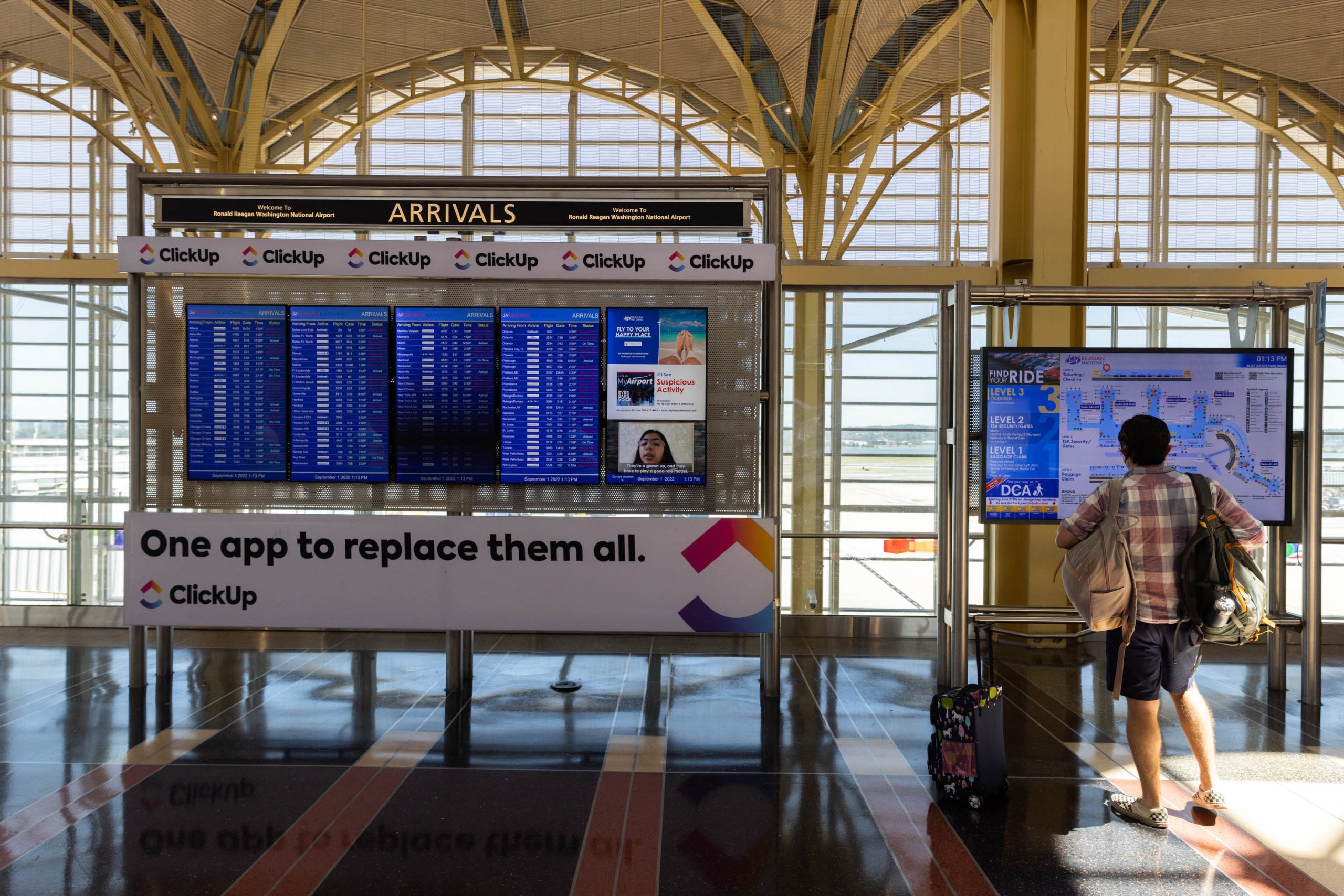 Metropolitan Washington Airports Authority and United Airlines against relaxing DCA perimeter rule