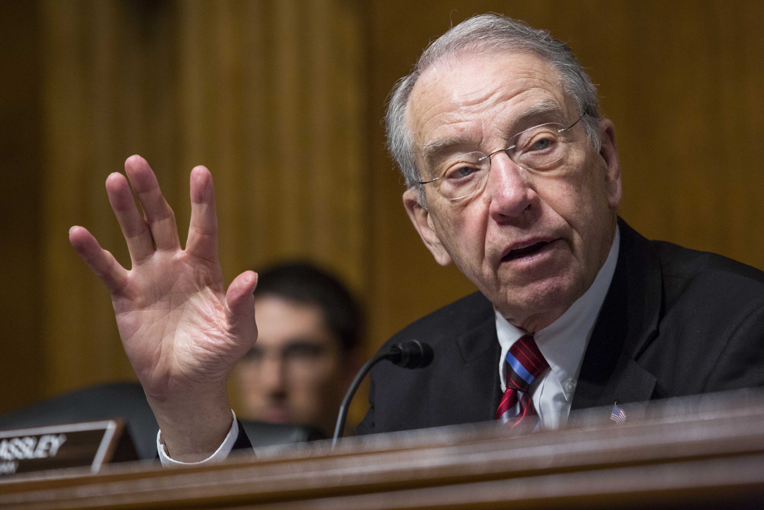 New poll: 4 in 10 Dems support Sen. Grassley’s re-election