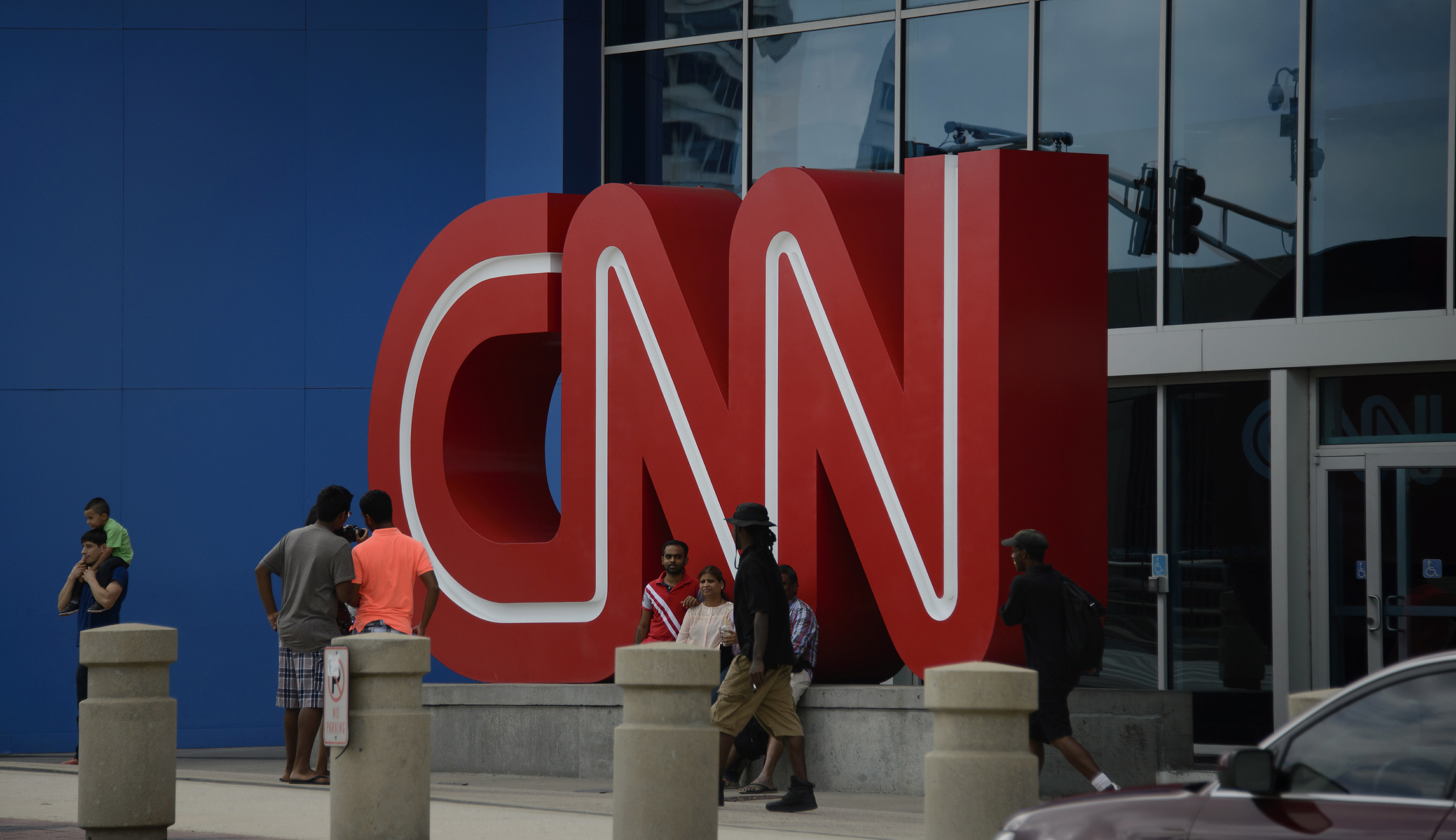 CNN expands its Russia bureau