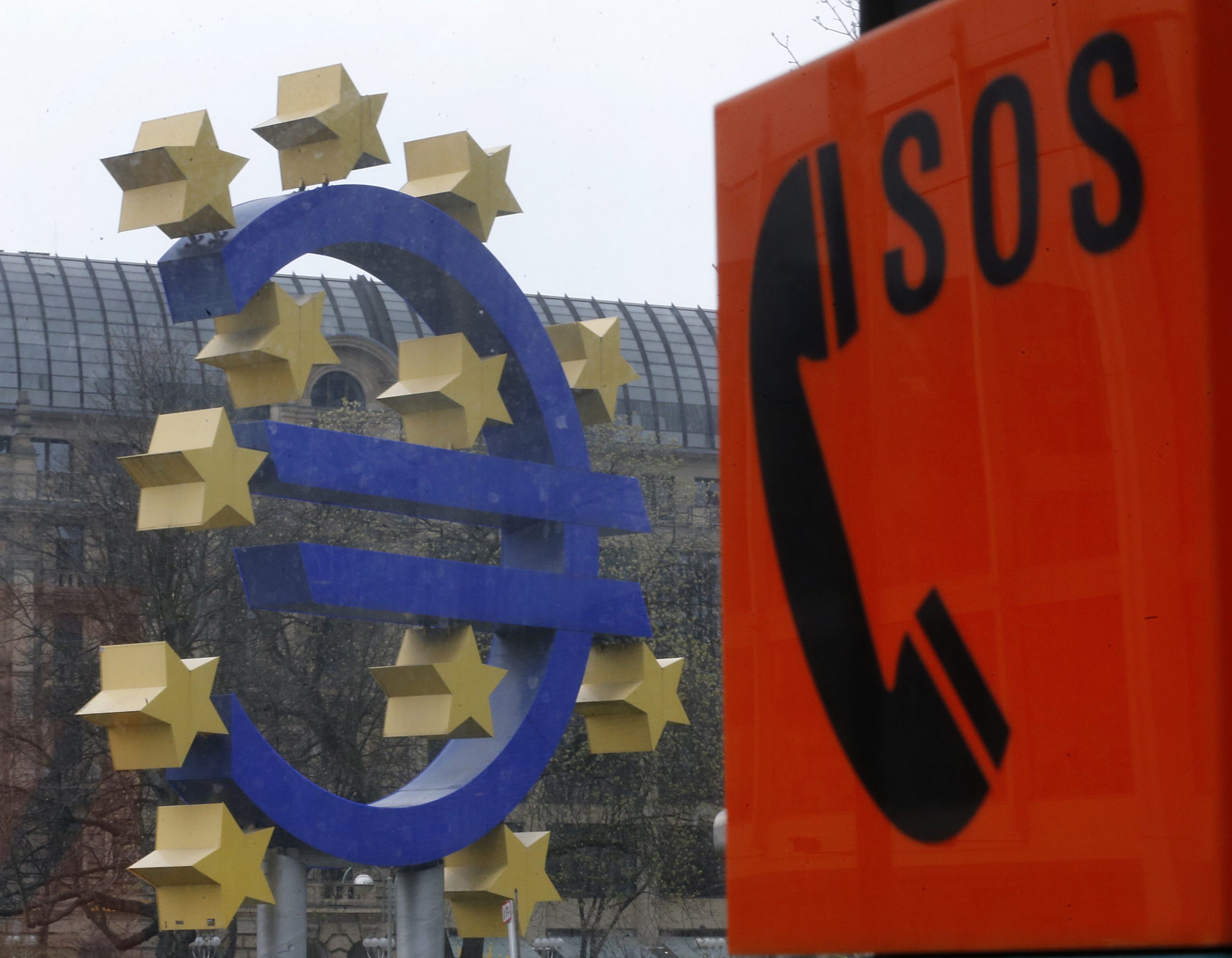 German court upholds eurozone rescue fund