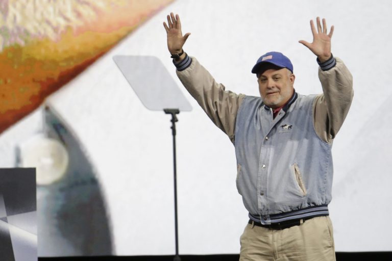Radio host Mark Levin signed a lifetime extension for his popular radio show. (AP Photo/AJ Mast)