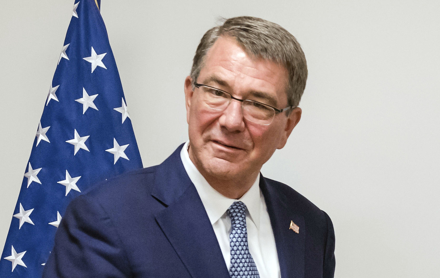 Ash Carter applauds Raqqa offensive, but liberation strategy still unclear