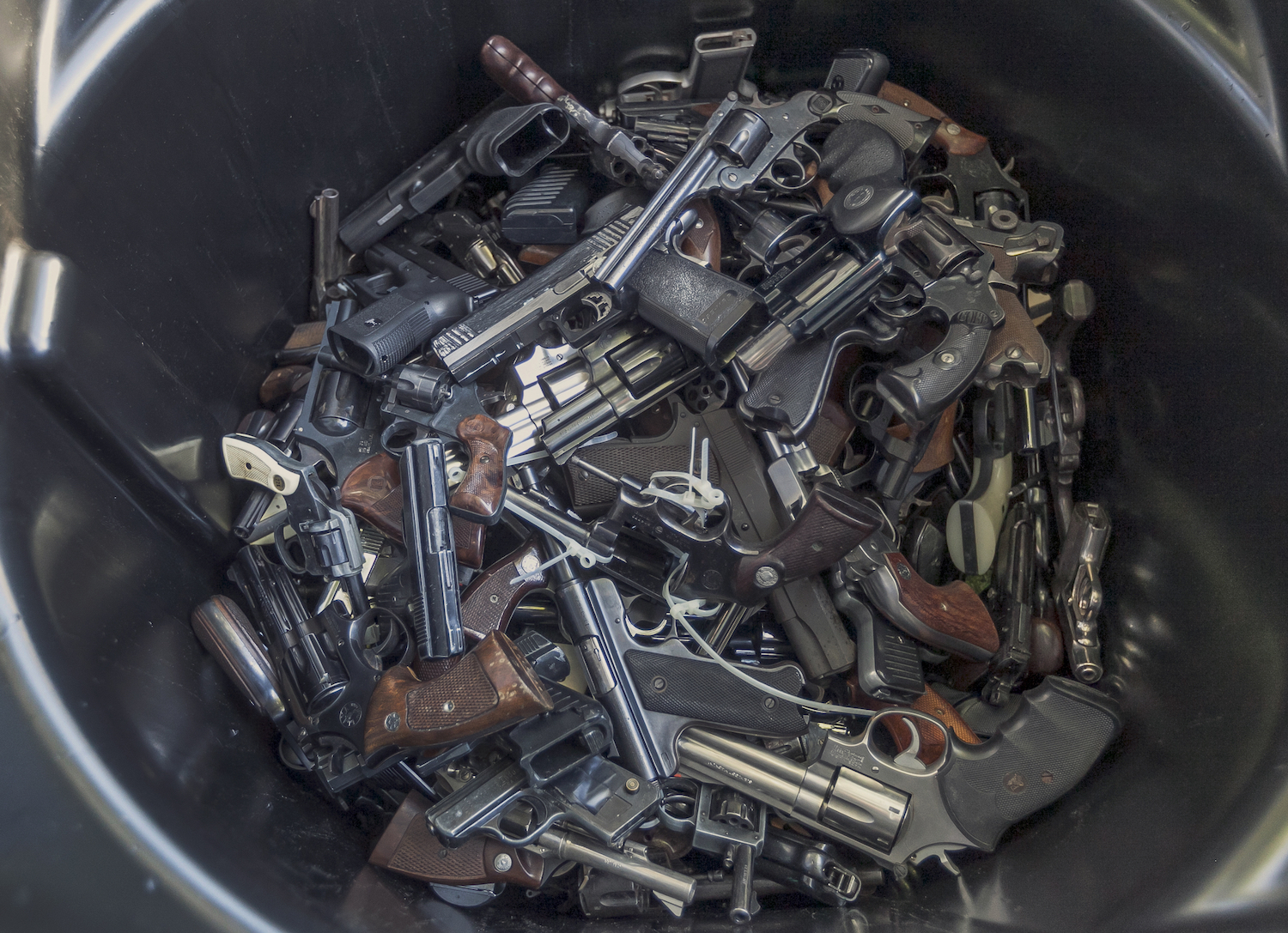 The press just can’t help itself when it comes to salacious gun-related headlines