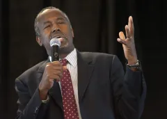 Carson: Media wants gladiator scene with Trump