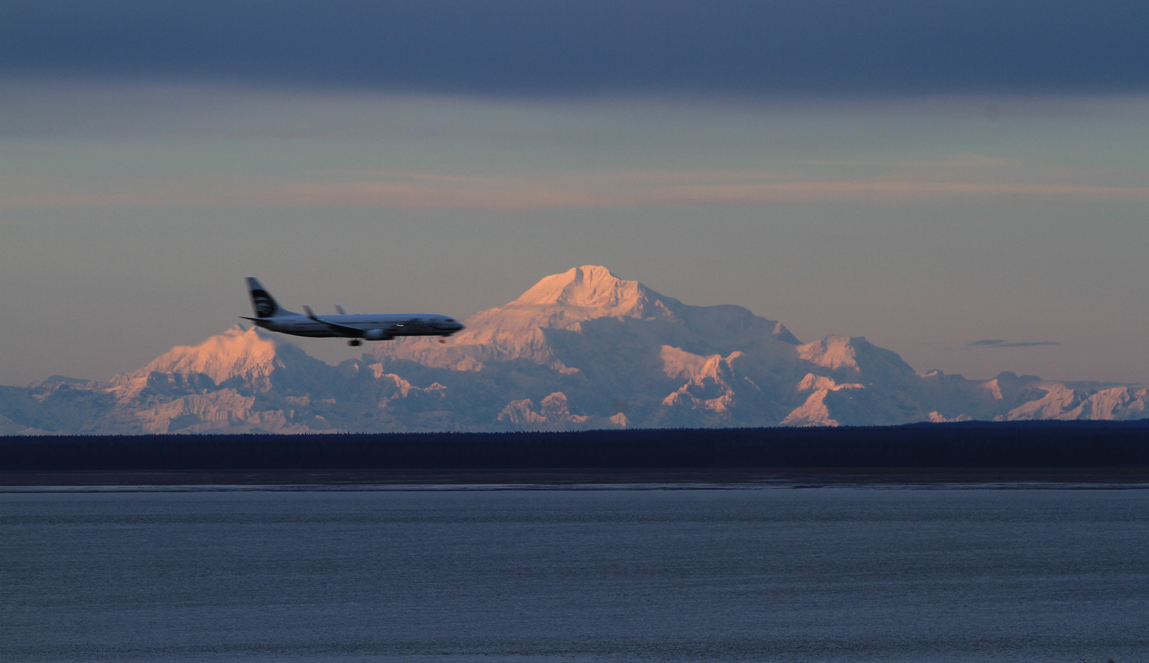 Airport officials in Alaska find gunpowder in passenger’s luggage