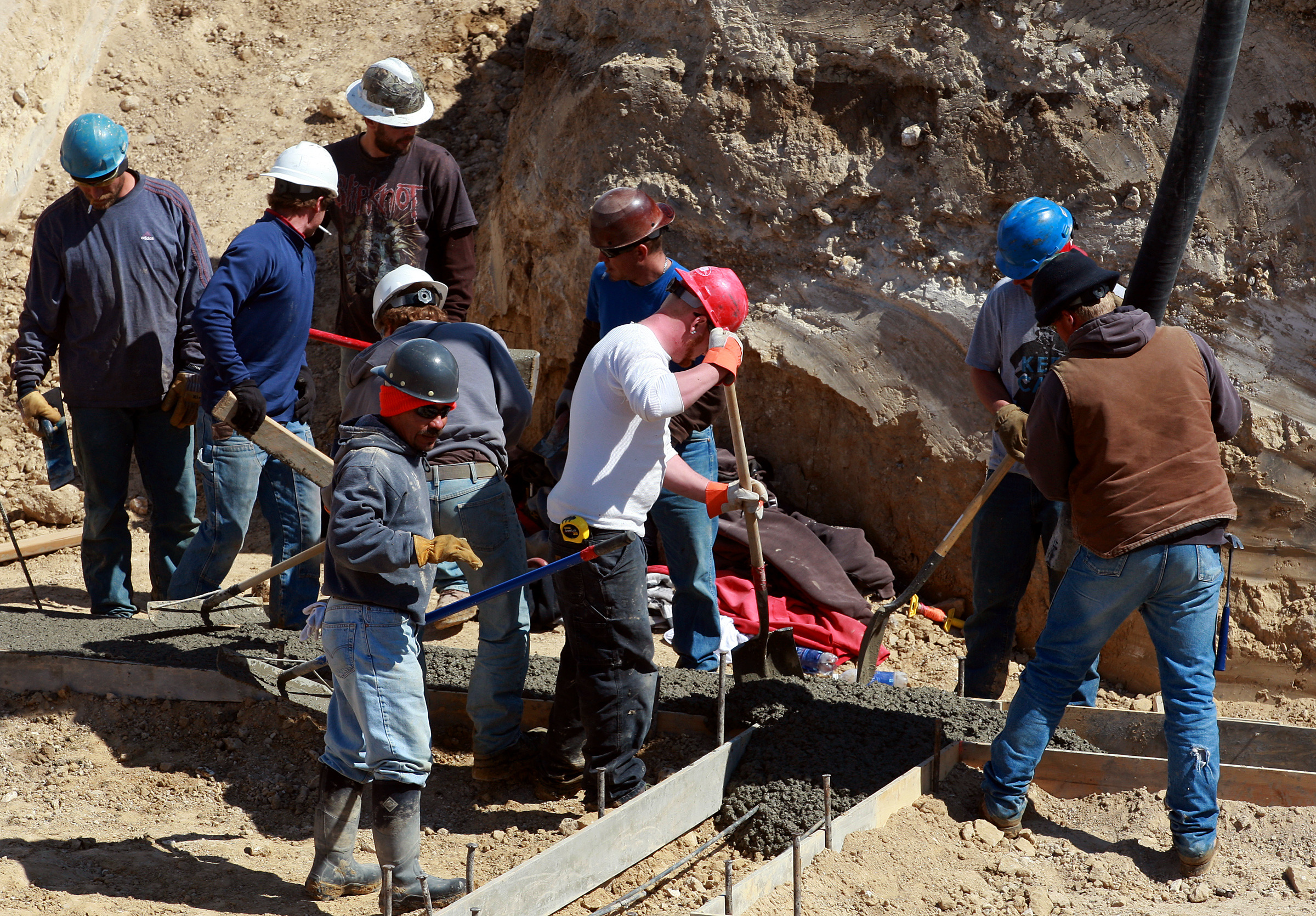 Report: Immigrants rob American jobs