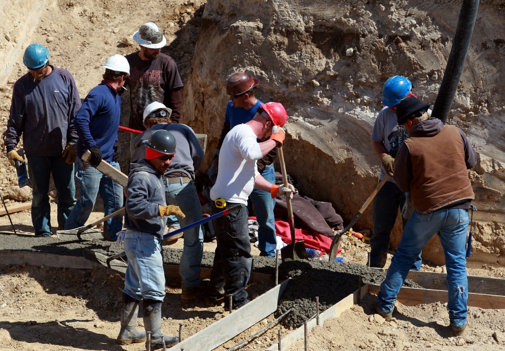 Report: Immigrants rob American jobs