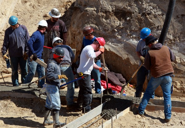 Report: Immigrants rob American jobs