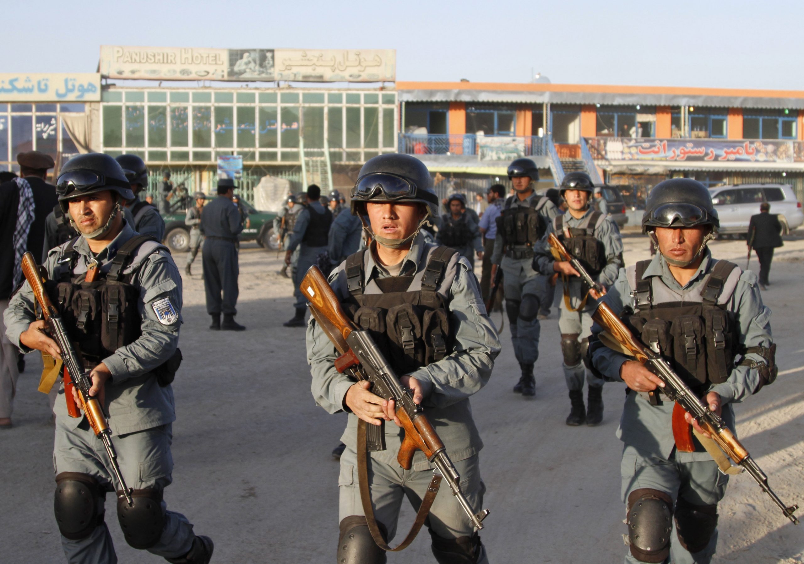 Attack possible at Kabul airport within ‘hours,’ British official warns