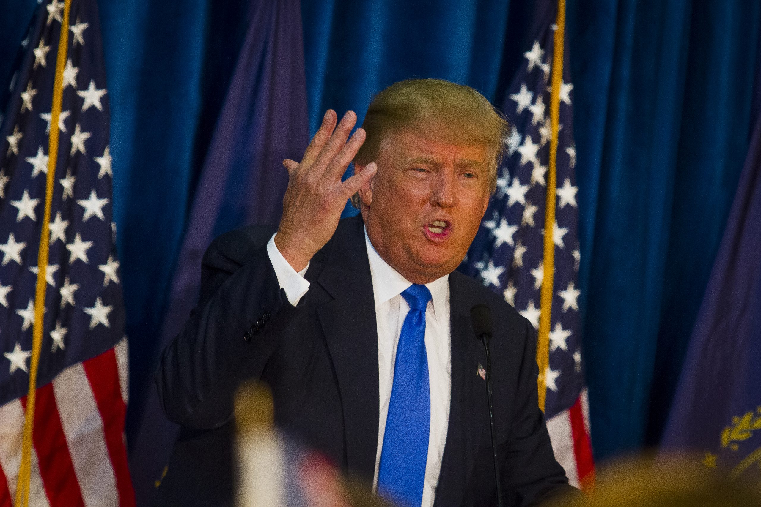 Poll: Bush leads in NH, but Trump isn’t far behind