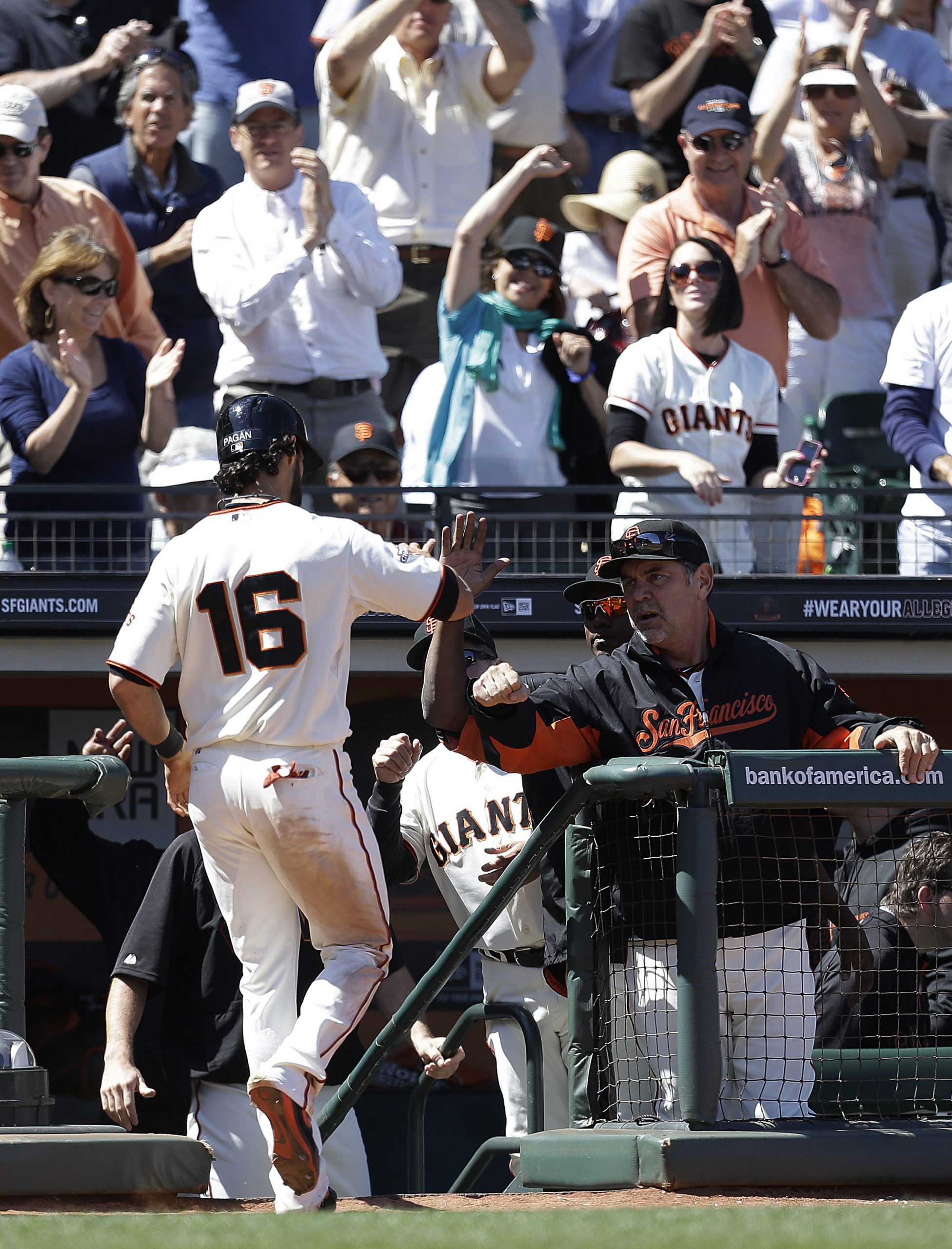 Harper leads Nationals over Giants in 10 innings
