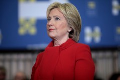 Leaked Emails Show Doubt in Clinton Camp About $15 Minimum Wage