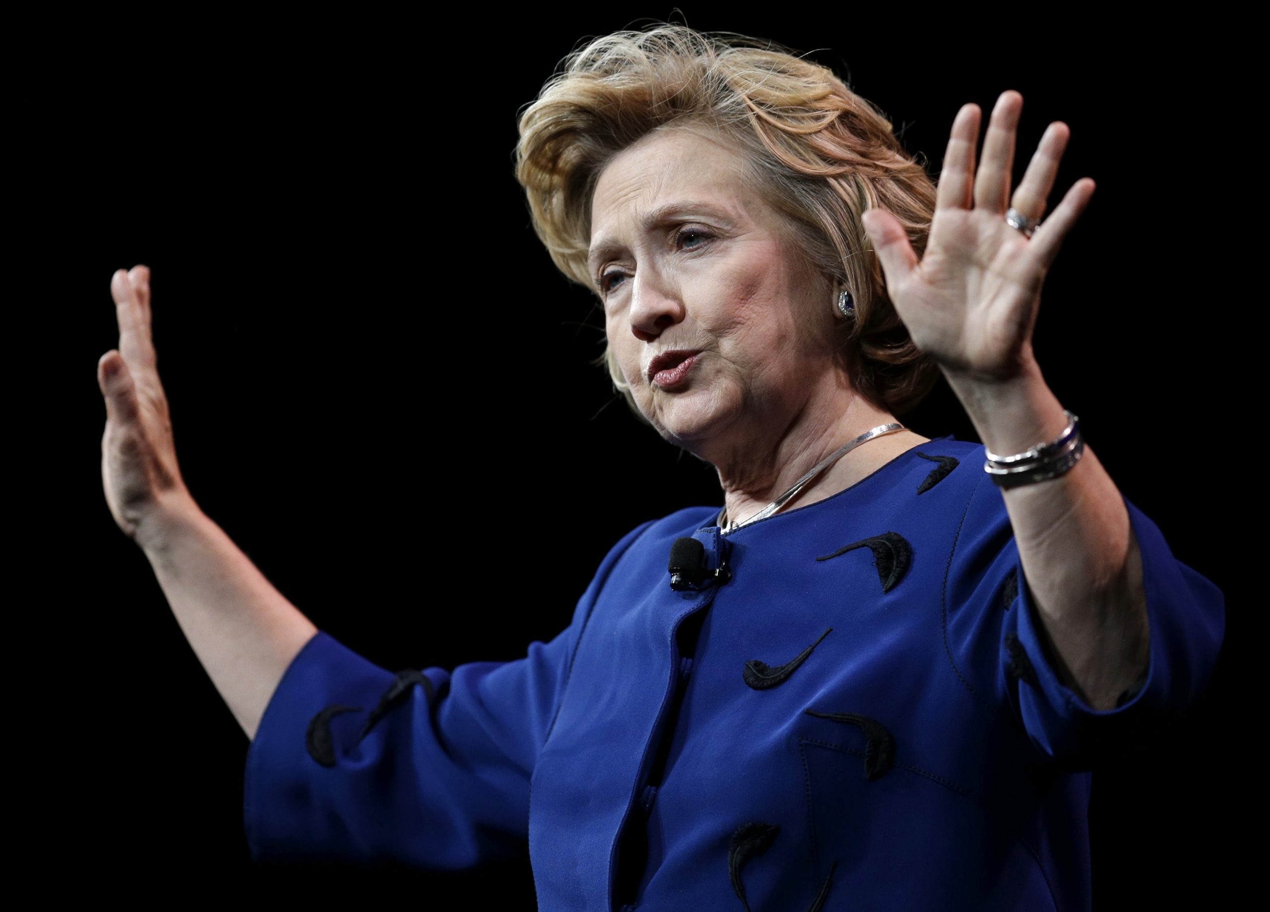 Short on accomplishments, Hillary leans on Bill and Barack to sell candidacy