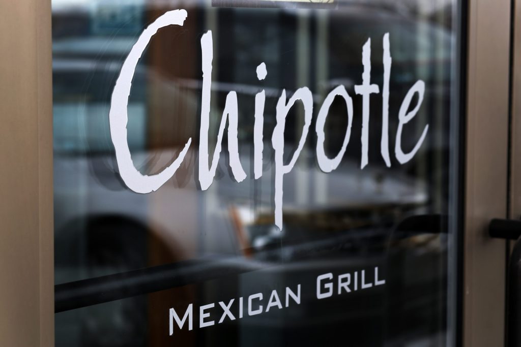 Chipotle plans first price hike in 3 years