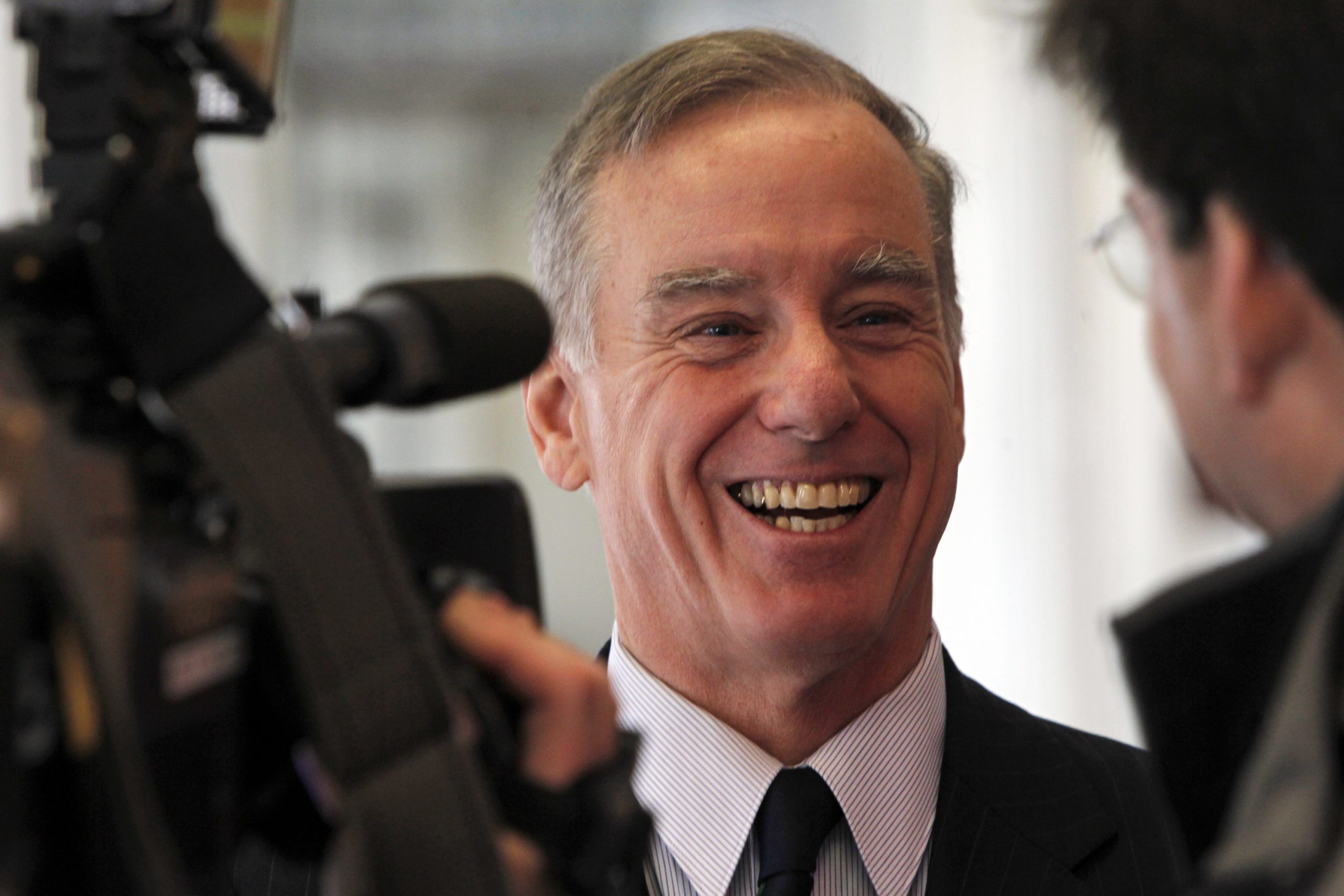 Howard Dean says healthcare.gov is ‘apparently functional,’ but he hasn’t even tried the website