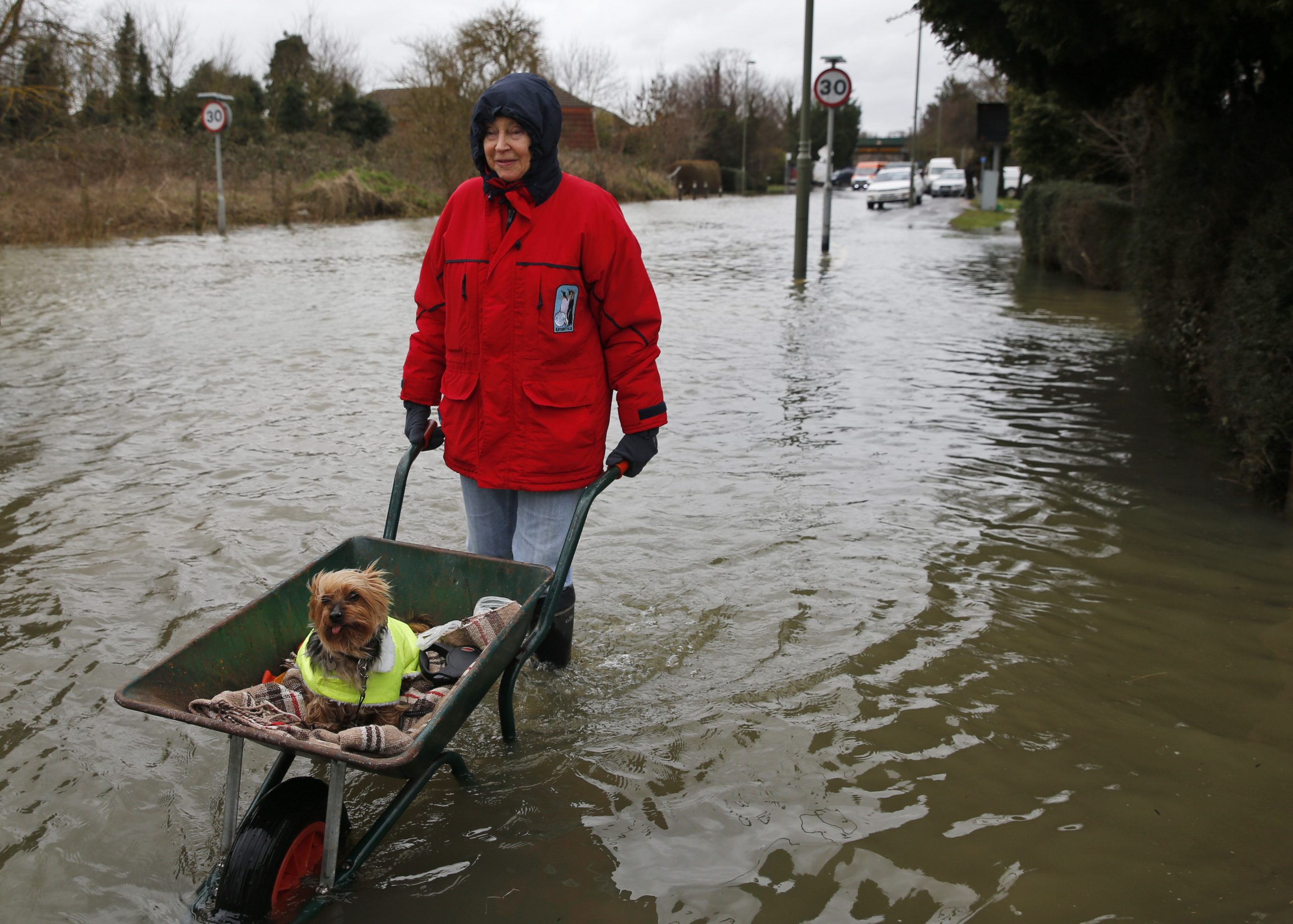 Fierce debates as Britain sinks further underwater