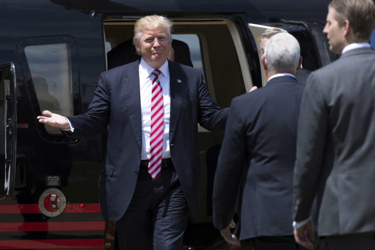 Rick Lazio, Hillary Clinton's Republican opponent in the 2000 Senate election, guesses Trump's November national percentage will be 47 percent, a losing percentage. (AP Photo)