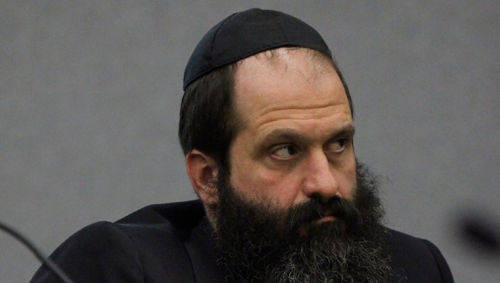 Immigration hawks protest Trump giving Sholom Rubashkin first prison commutation