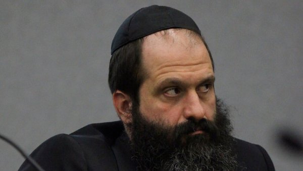 Immigration hawks protest Trump giving Sholom Rubashkin first prison commutation