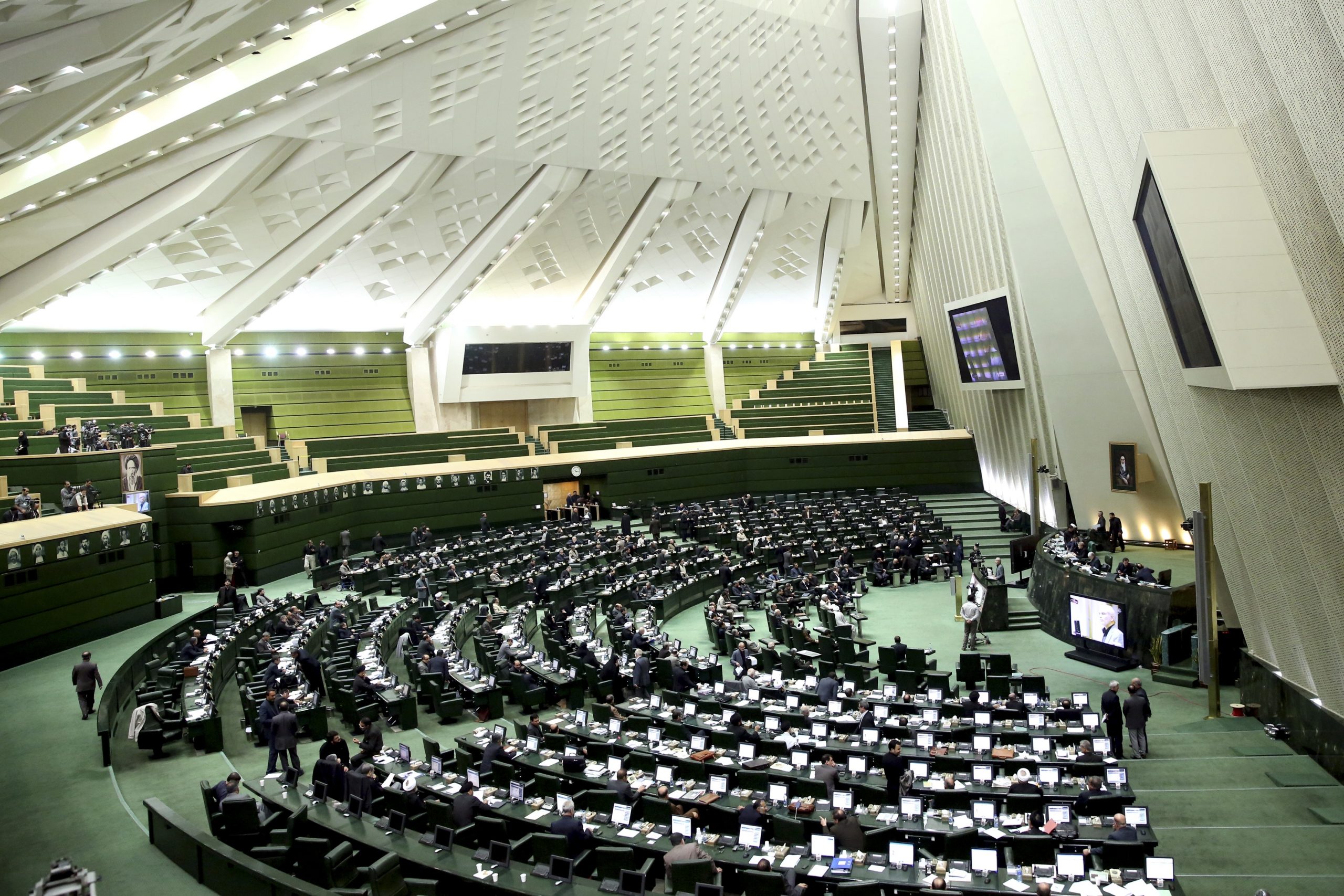 EXAMINER EDITORIAL: Obama opens nuclear club’s door to Iran with Geneva deal