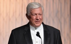 Is Foster Friess looking past Rick Santorum in 2016?