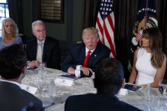 White House Report Card: Ugly week for Trump