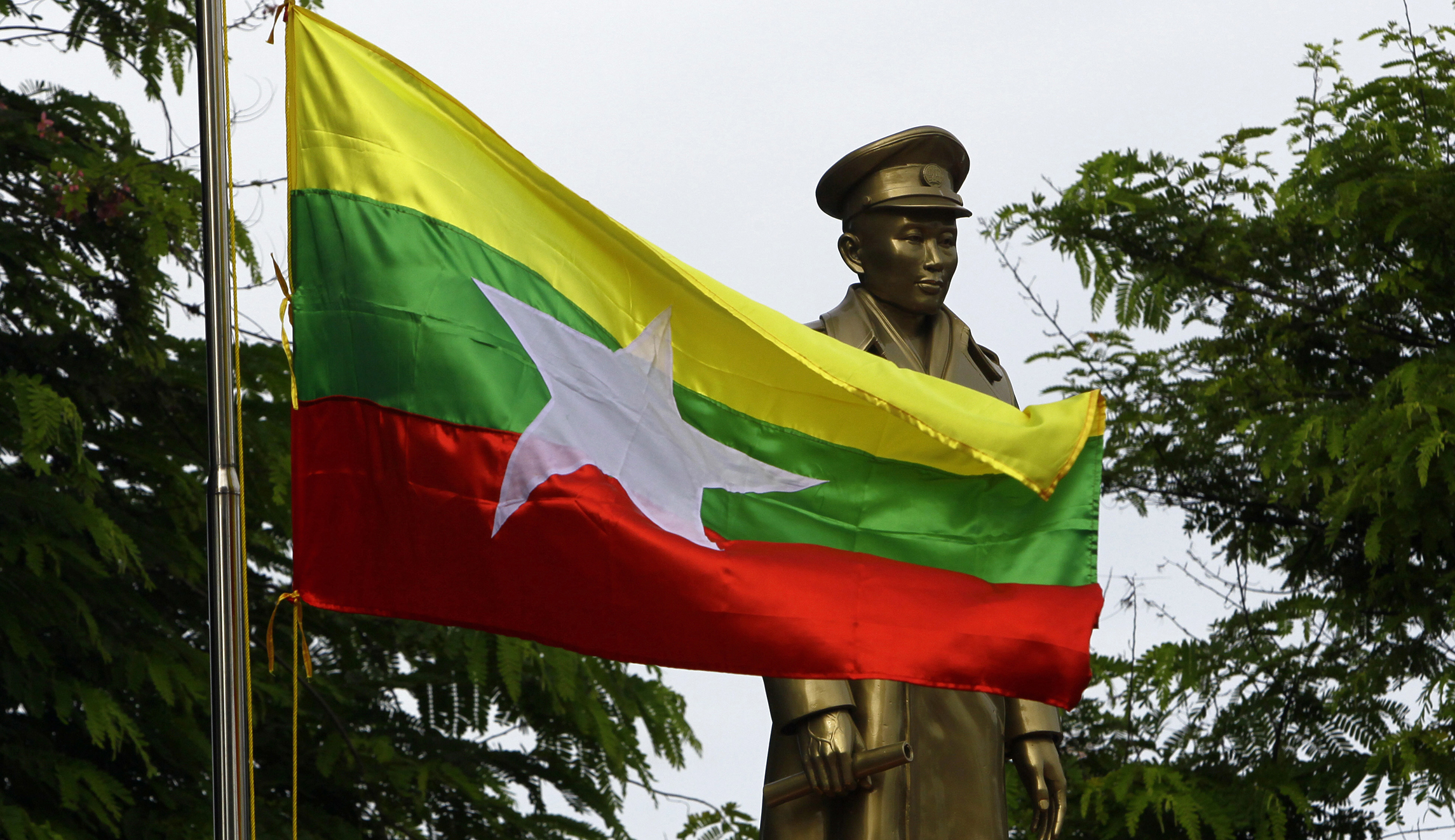 US suspends visas from Myanmar, Laos following refusal to take back deported citizens