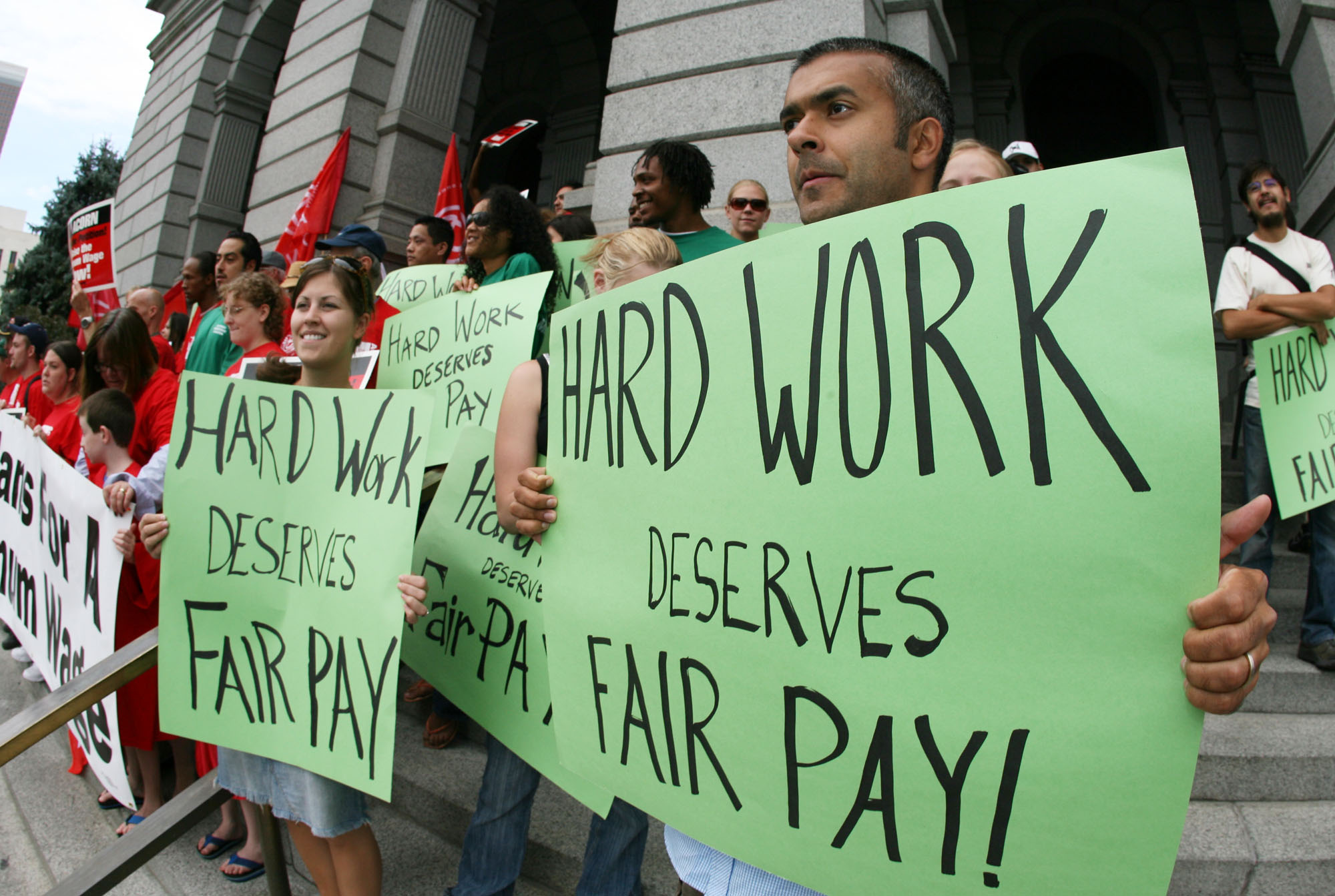 Obamacare navigator hiring 2014 political campaign team