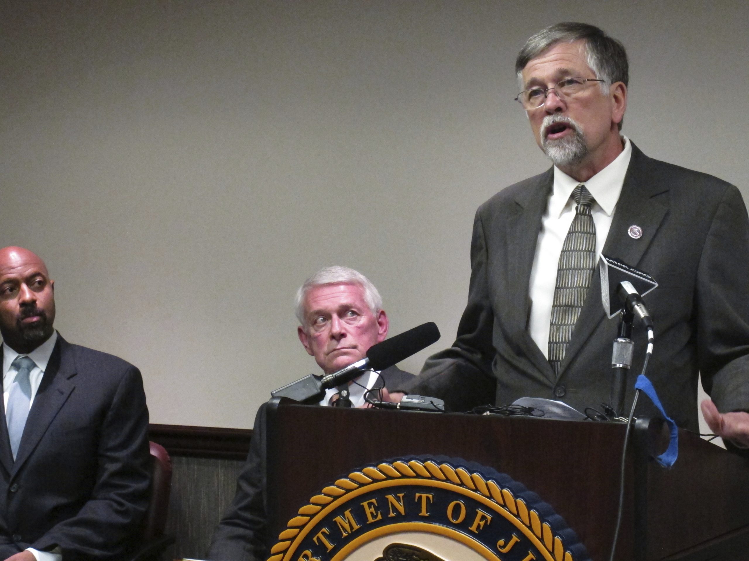 Feds back away from new campus speech restrictions