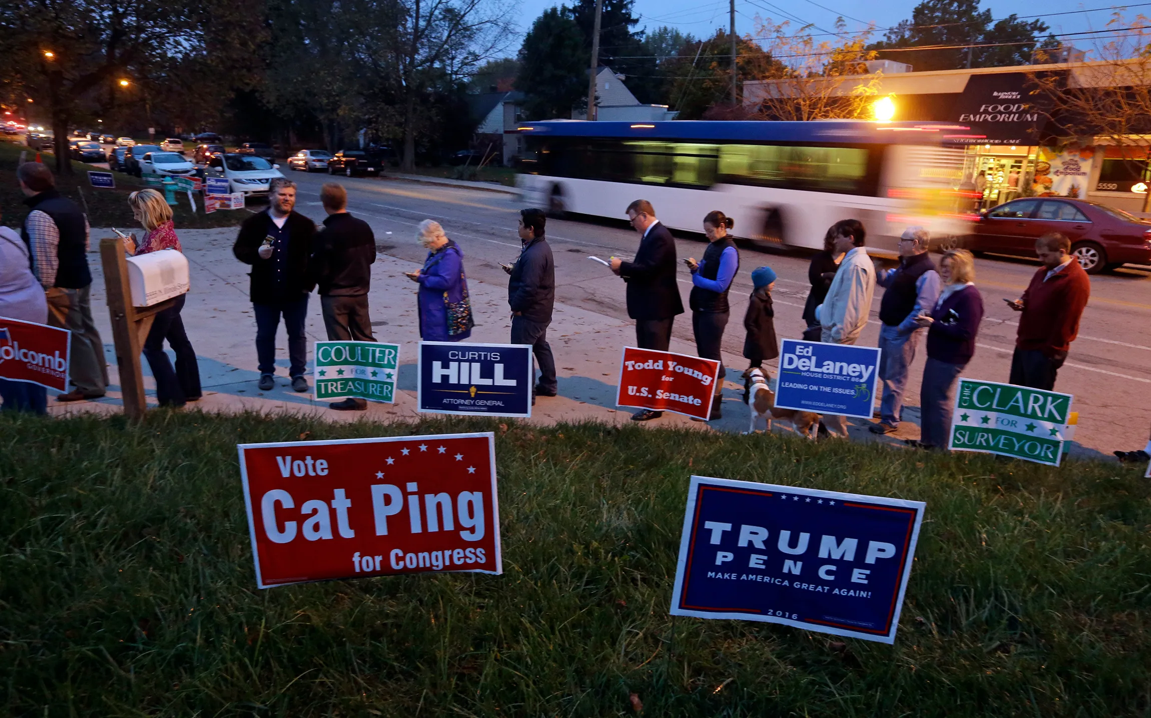 Trump romping through Midwest working-class counties