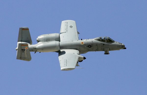 Dogfight over A-10 fighter jet in Arizona race