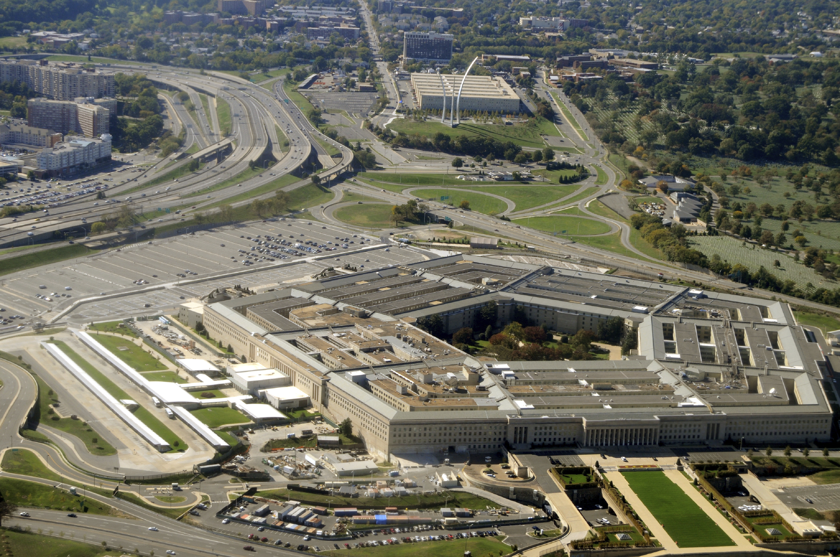 An American who vomited near the Pentagon