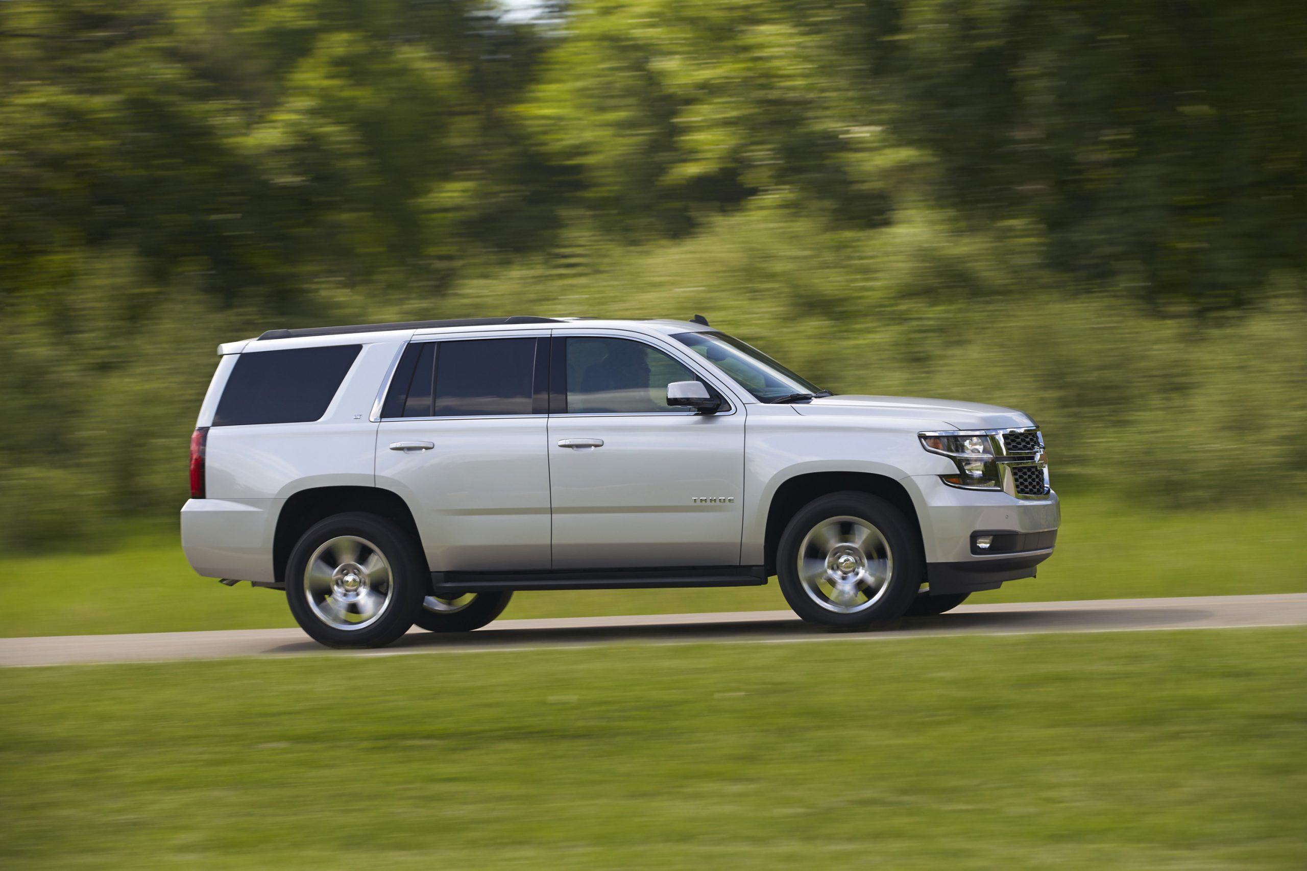 Big 2015 Chevy Tahoe remains a rare breed of SUV