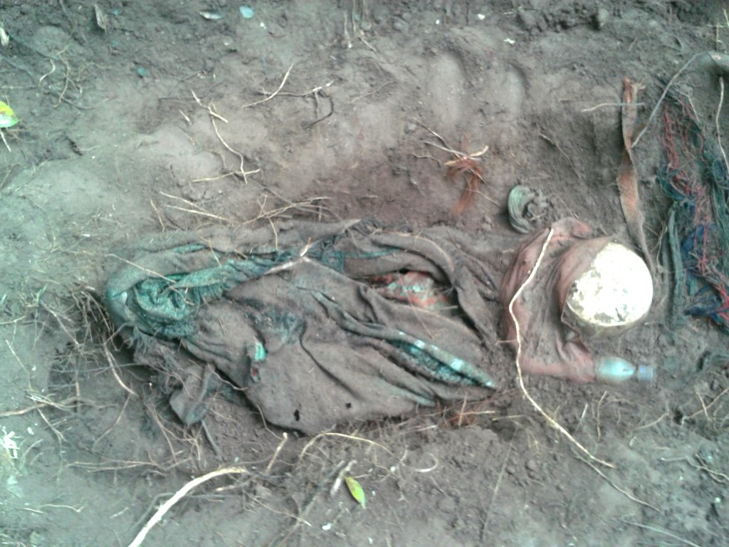 Amazon Indians, victims of war, exhumed in Peru