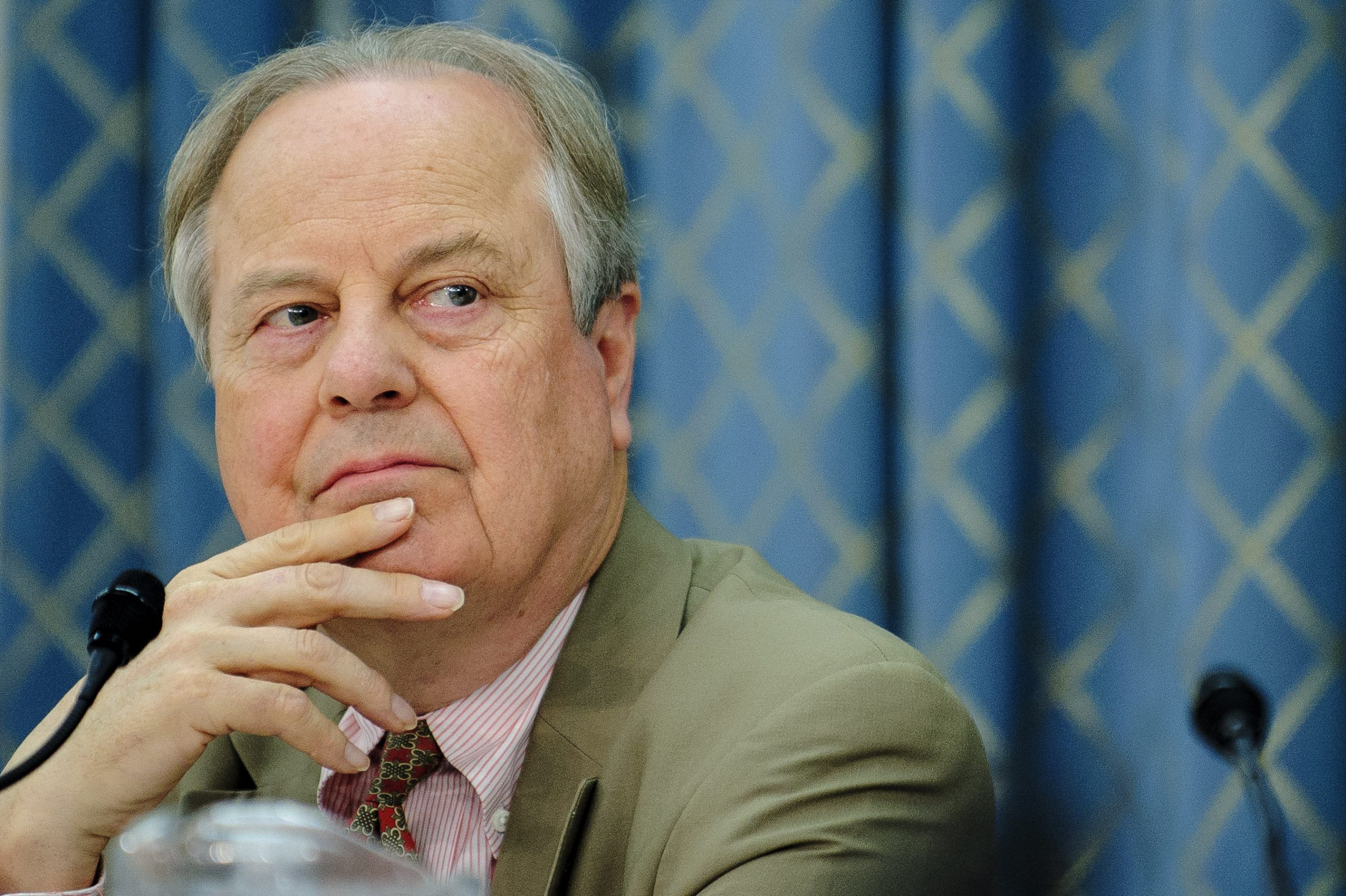 House committee approves bill to put off climate rules