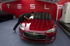 NTSB recounts final minutes before self-driving Tesla’s deadly crash