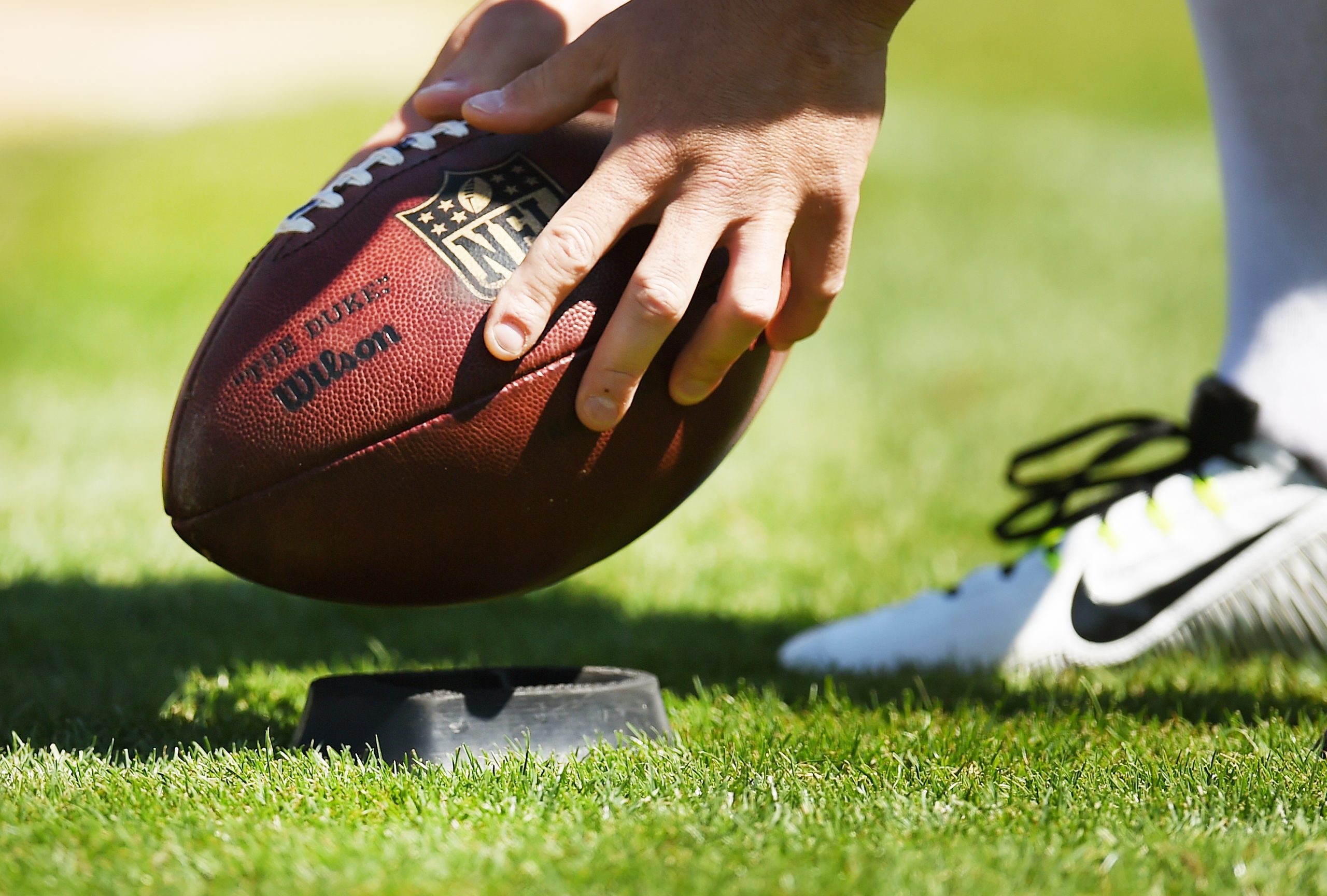 Congress applauds NFL for new drug policy