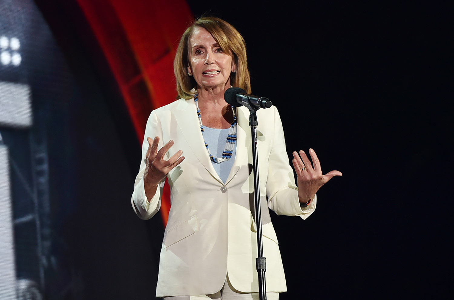 Pelosi: GOP is misinterpreting letter from Comey