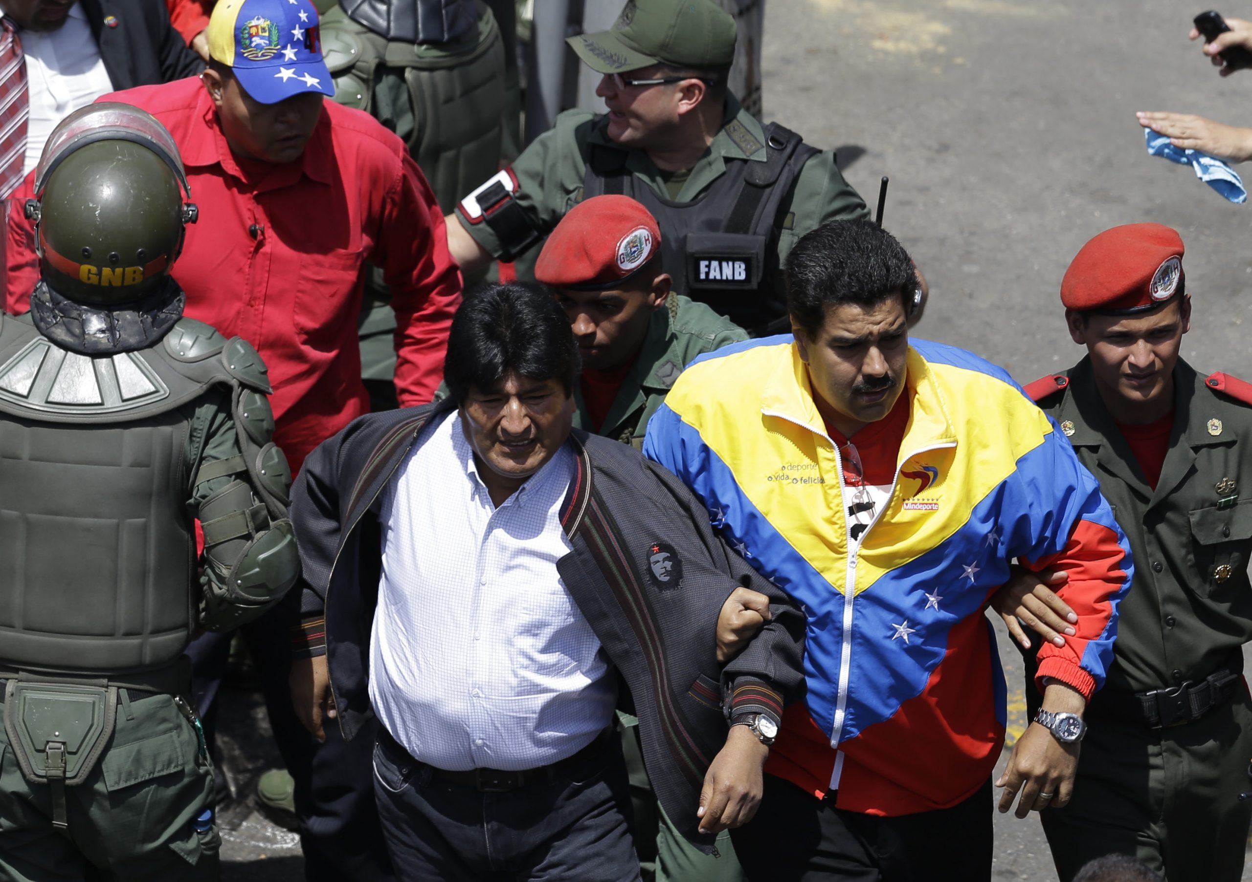 Even after death, Chavez gets choice of successor